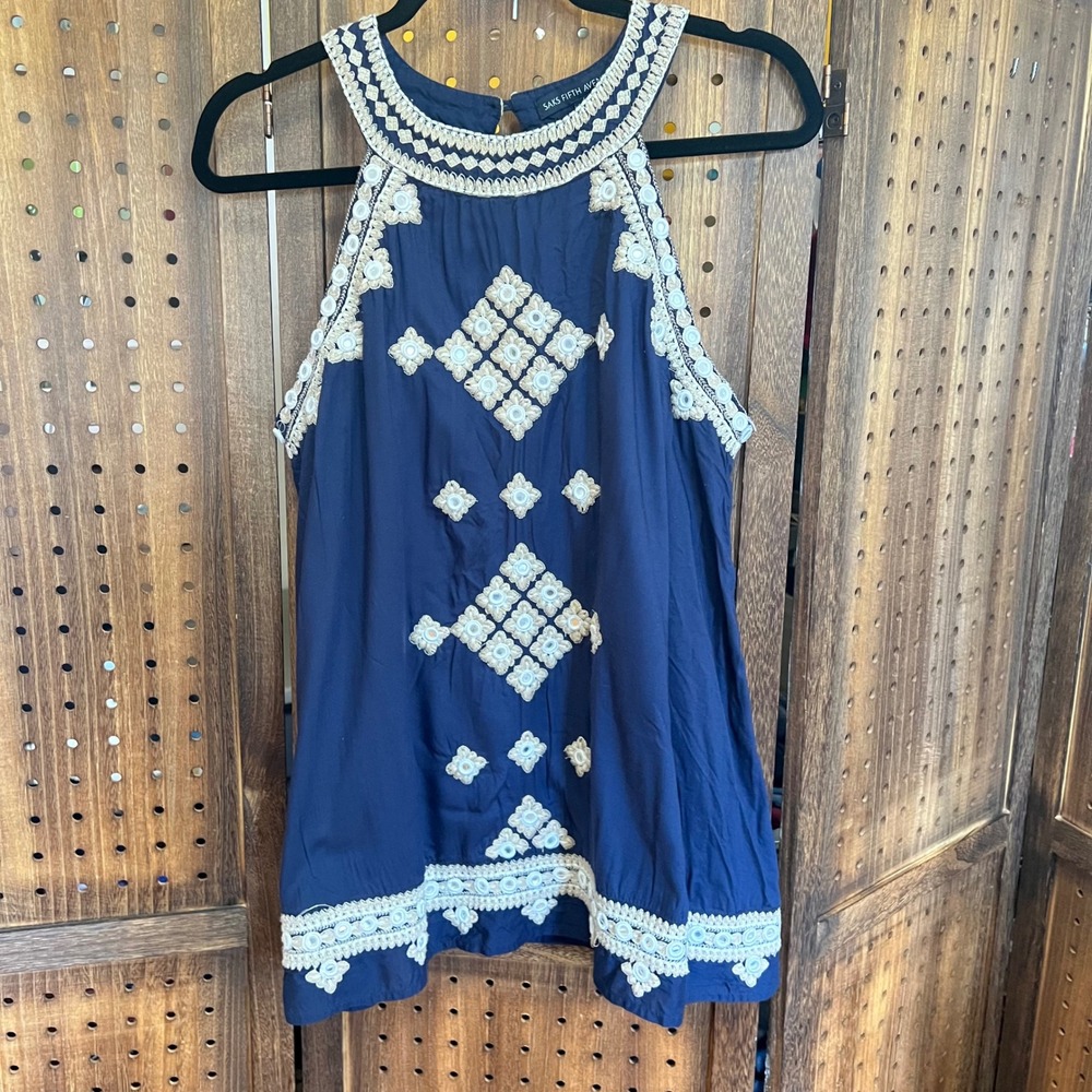 Saks Fifth Avenue Navy White Crochet Detail Tank Top Size L 100% Viscose whimsy